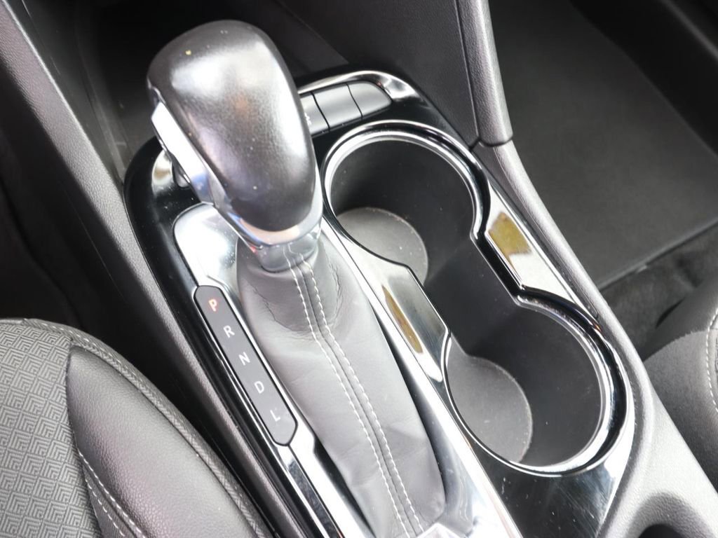 Used 2024 Buick Encore GX Preferred image 22