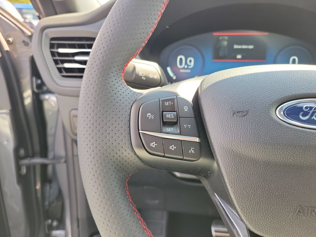 Certified 2023 Ford Escape ST-Line Elite w/ Premium Technology Package AWD/4WD image 26