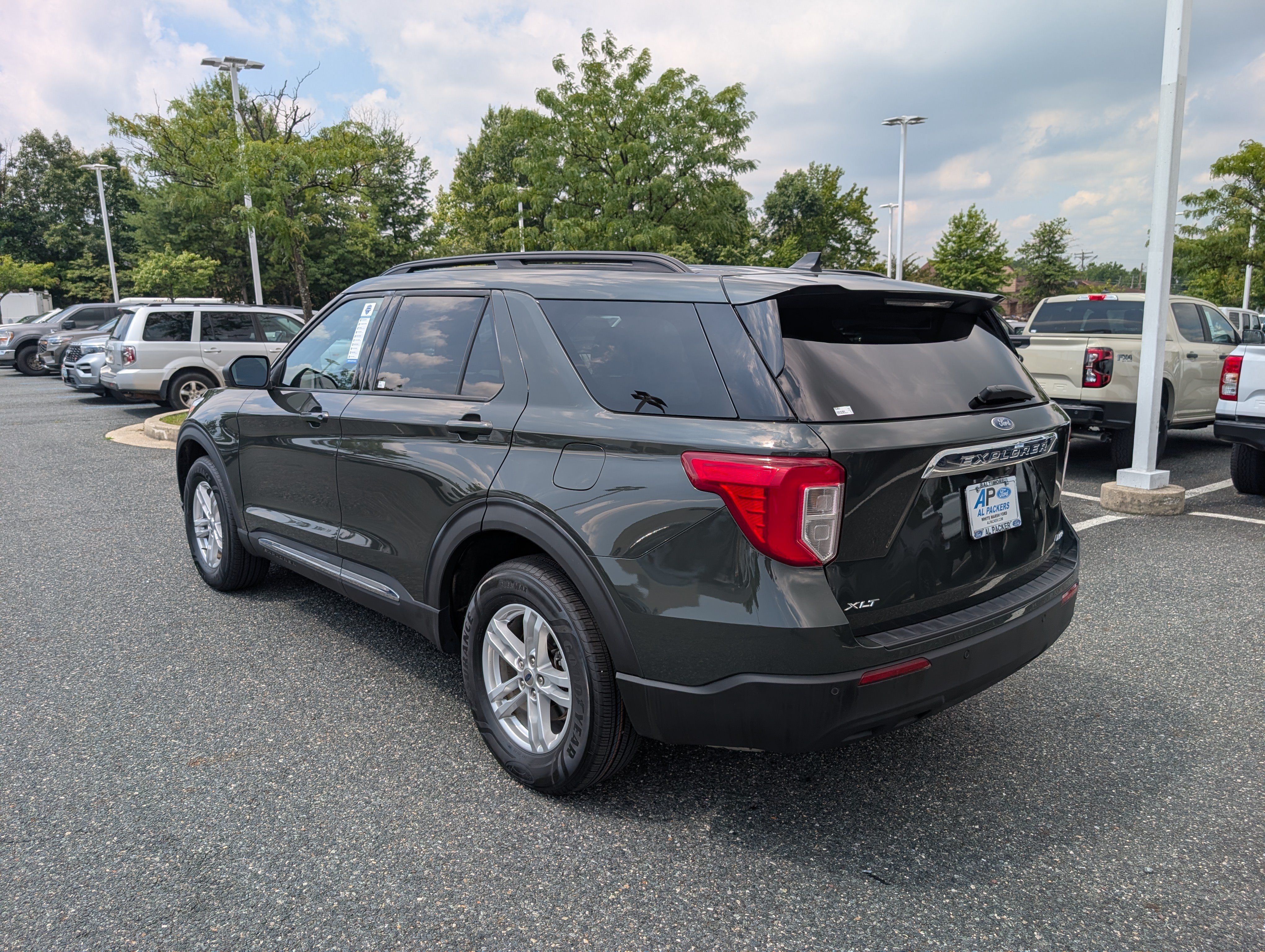 Certified 2023 Ford Explorer XLT AWD/4WD image 5