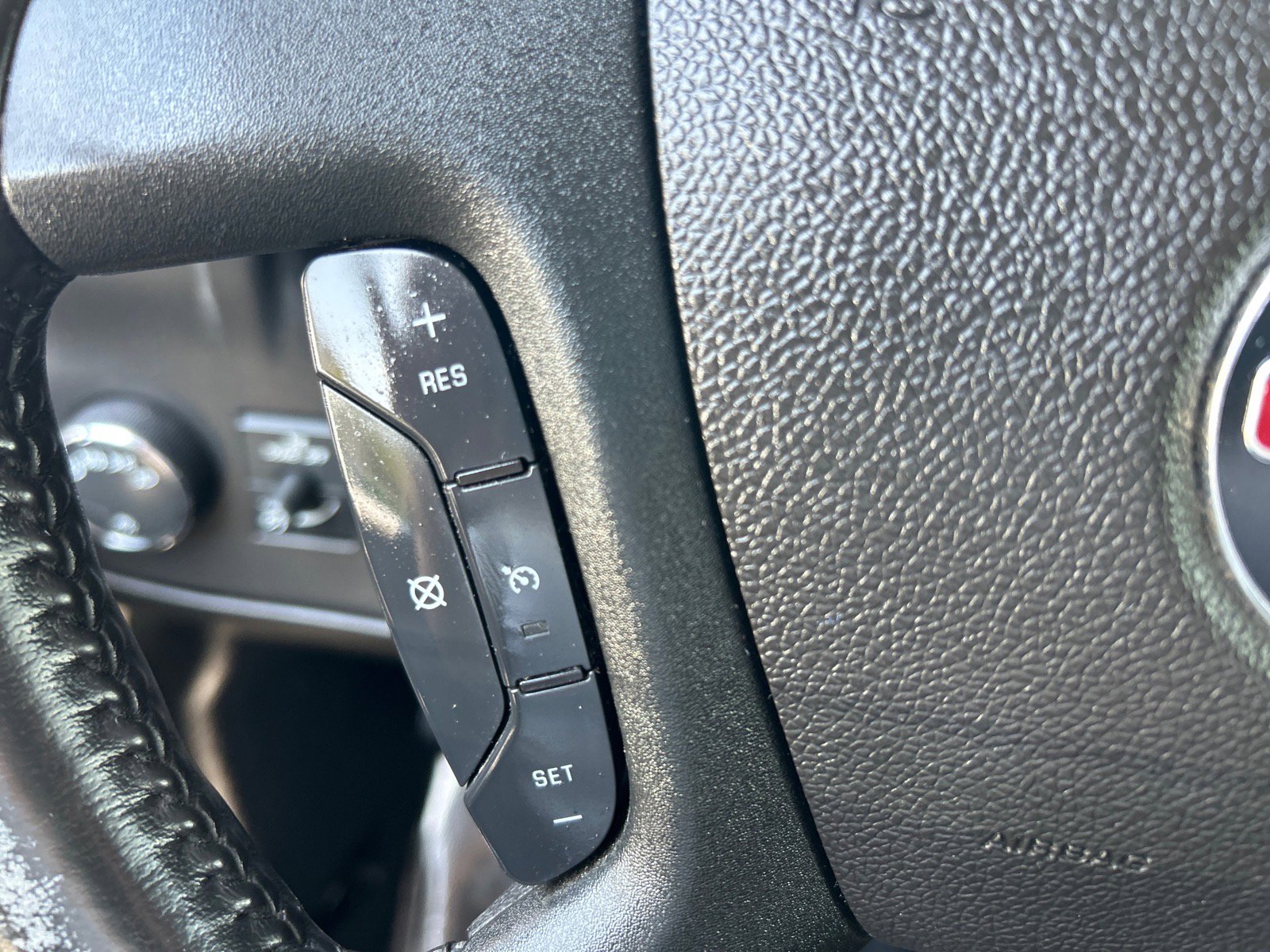 Used 2023 GMC Savana 2500 w/ Driver Convenience Package RWD image 19