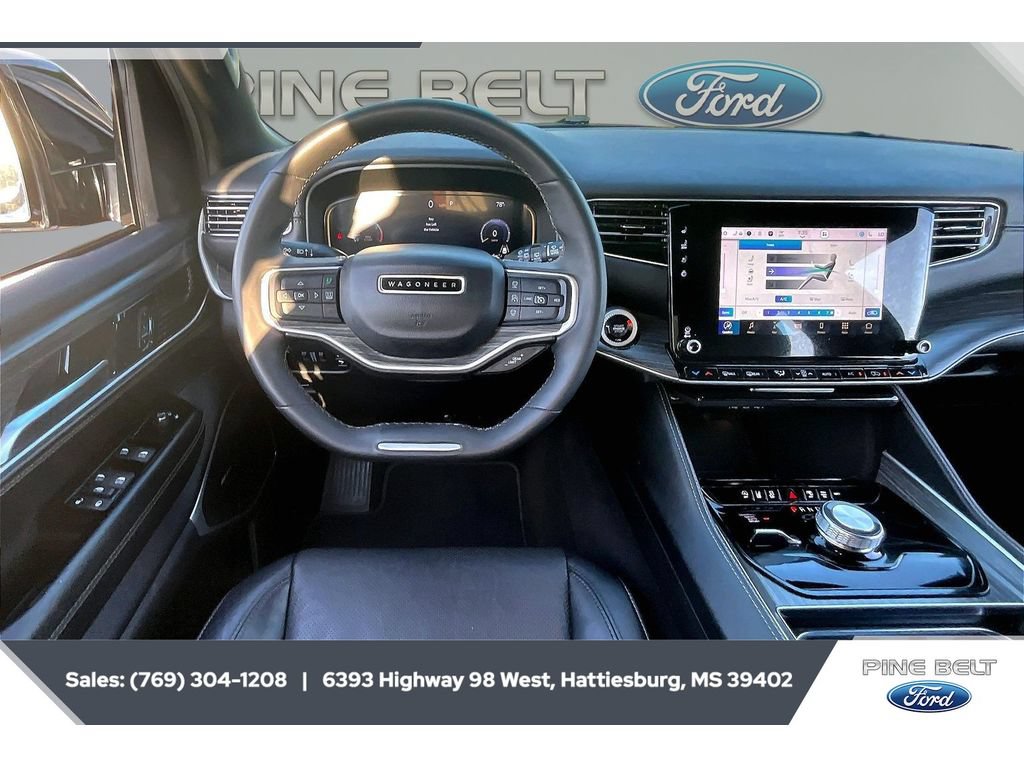 Used 2024 Jeep Wagoneer Series II w/ Flexible Seating Group AWD/4WD image 5