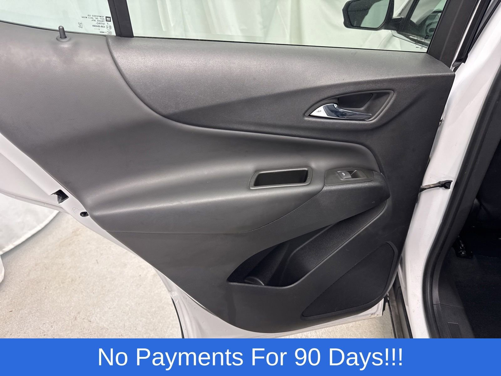 Used 2022 Chevrolet Equinox LT FWD image 34