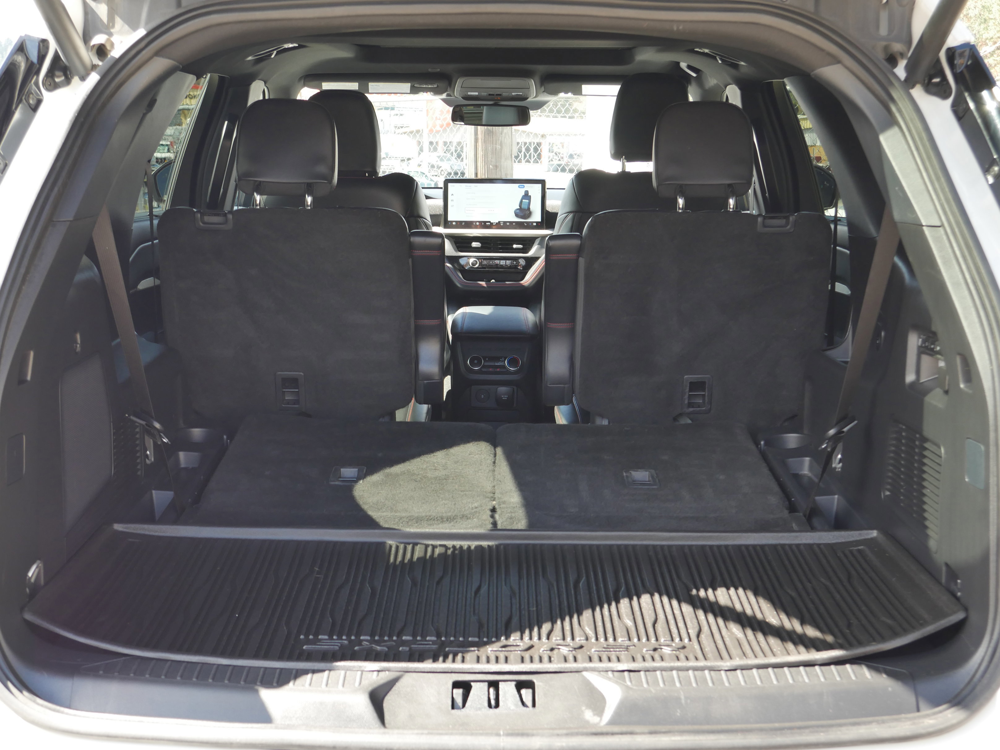 Certified 2025 Ford Explorer ST AWD/4WD image 33