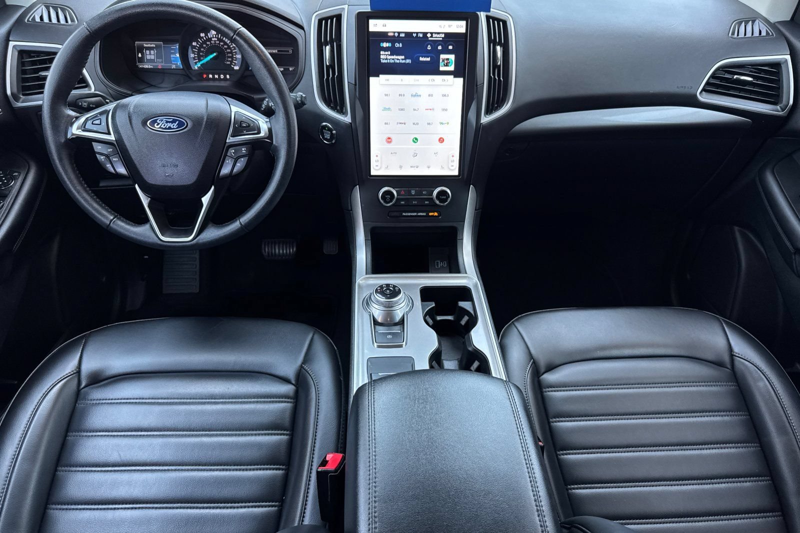 Certified 2024 Ford Edge SEL w/ Convenience Package AWD/4WD image 12