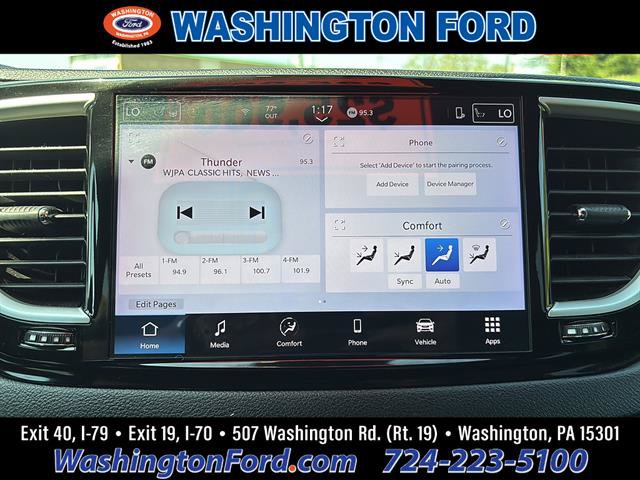 Used 2025 Chrysler Pacifica Select FWD image 21