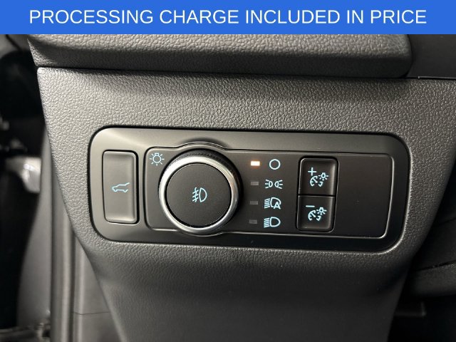 Certified 2025 Ford Escape Platinum AWD/4WD image 22