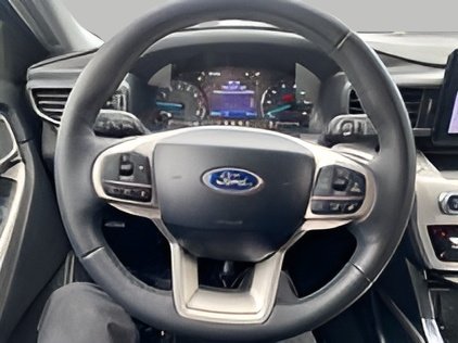 Certified 2024 Ford Explorer XLT w/ Equipment Group 202A AWD/4WD image 12