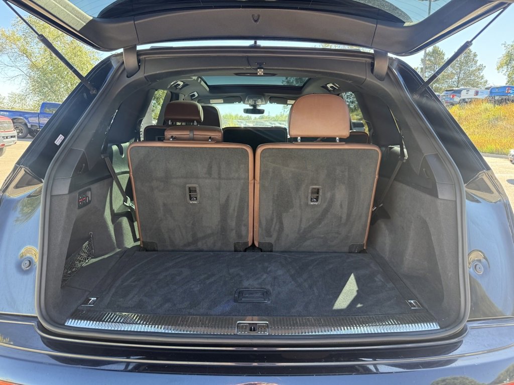 Used 2017 Audi Q7 3.0T Premium Plus image 11