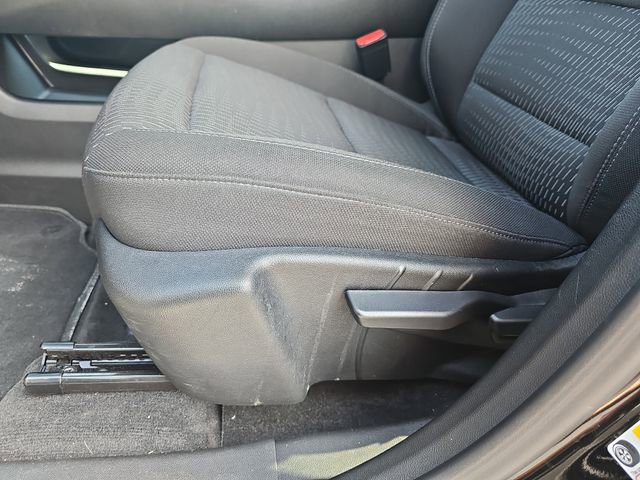 Used 2025 Chevrolet Equinox LT FWD image 18