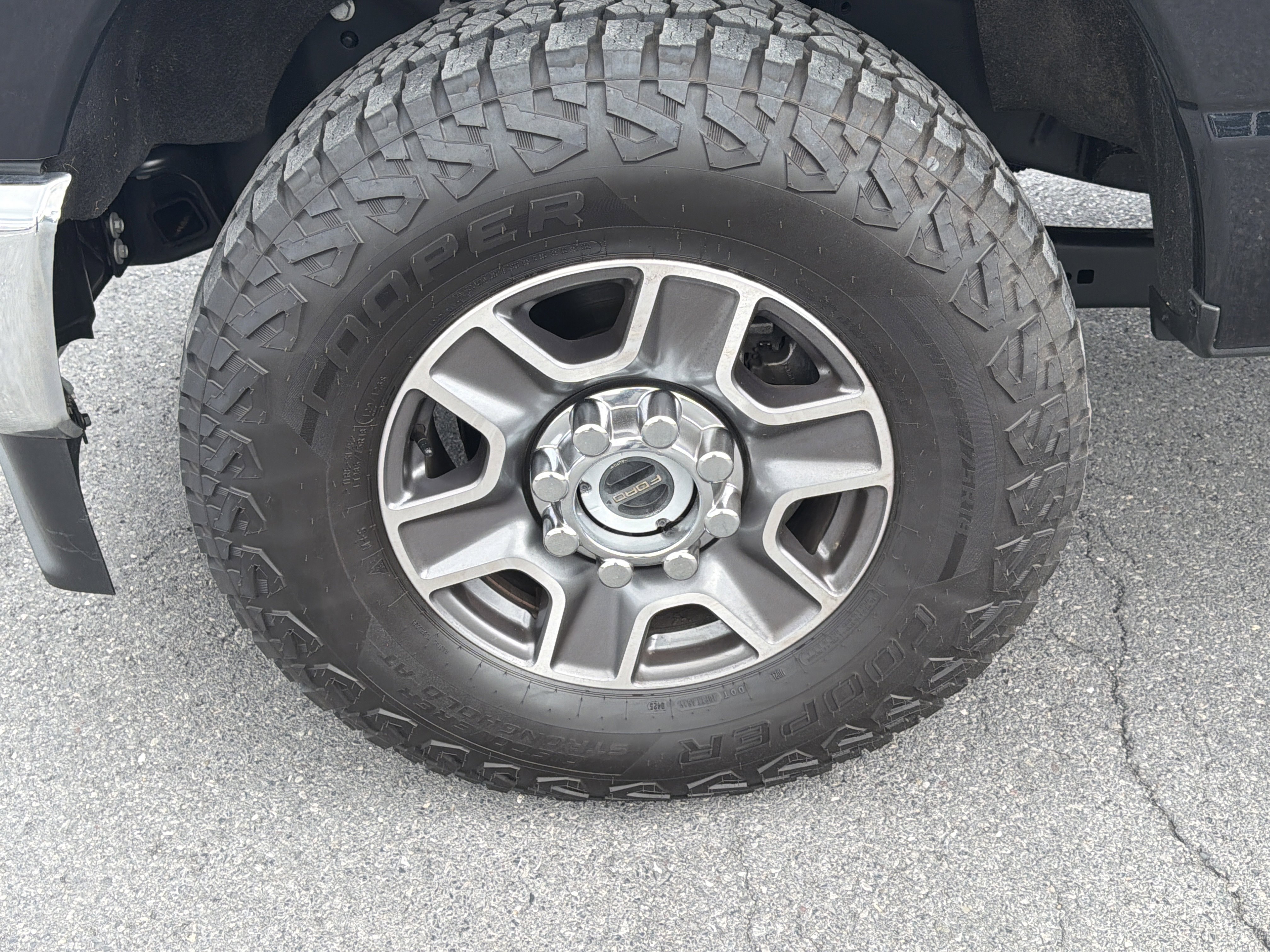 Certified 2024 Ford F250 Lariat AWD/4WD image 11