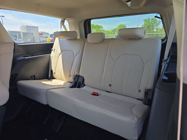 Certified 2023 Ford Expedition Max Platinum AWD/4WD image 30