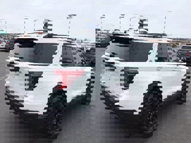 Certified 2022 Ford Explorer Timberline image 5