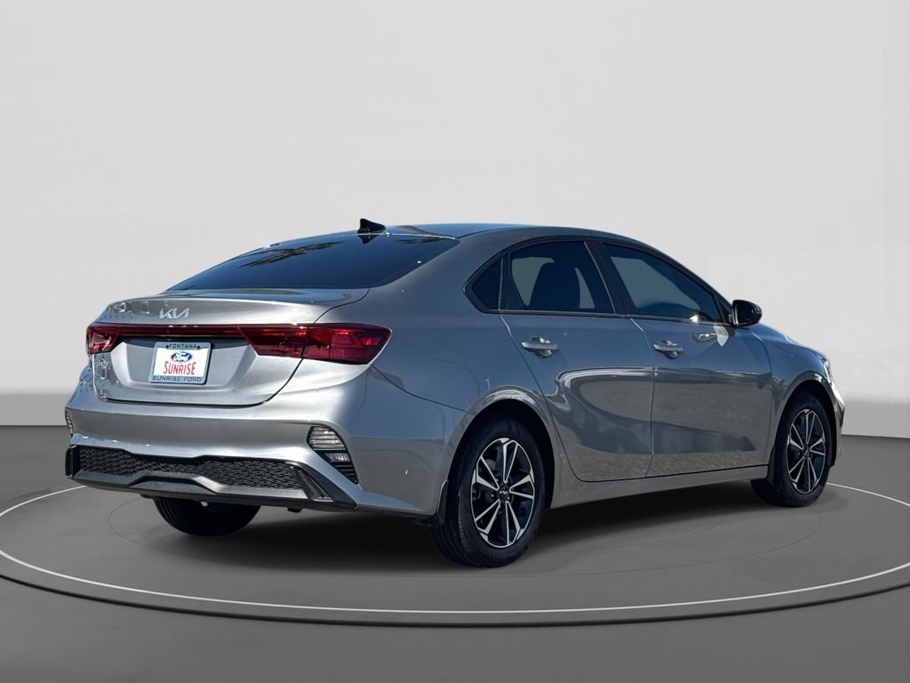 Used 2024 Kia Forte LXS w/ LXS Technology Package image 5