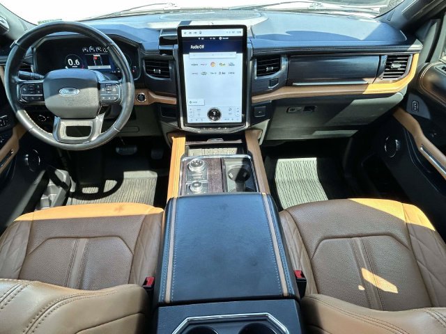 Certified 2022 Ford Expedition Max Platinum AWD/4WD image 4