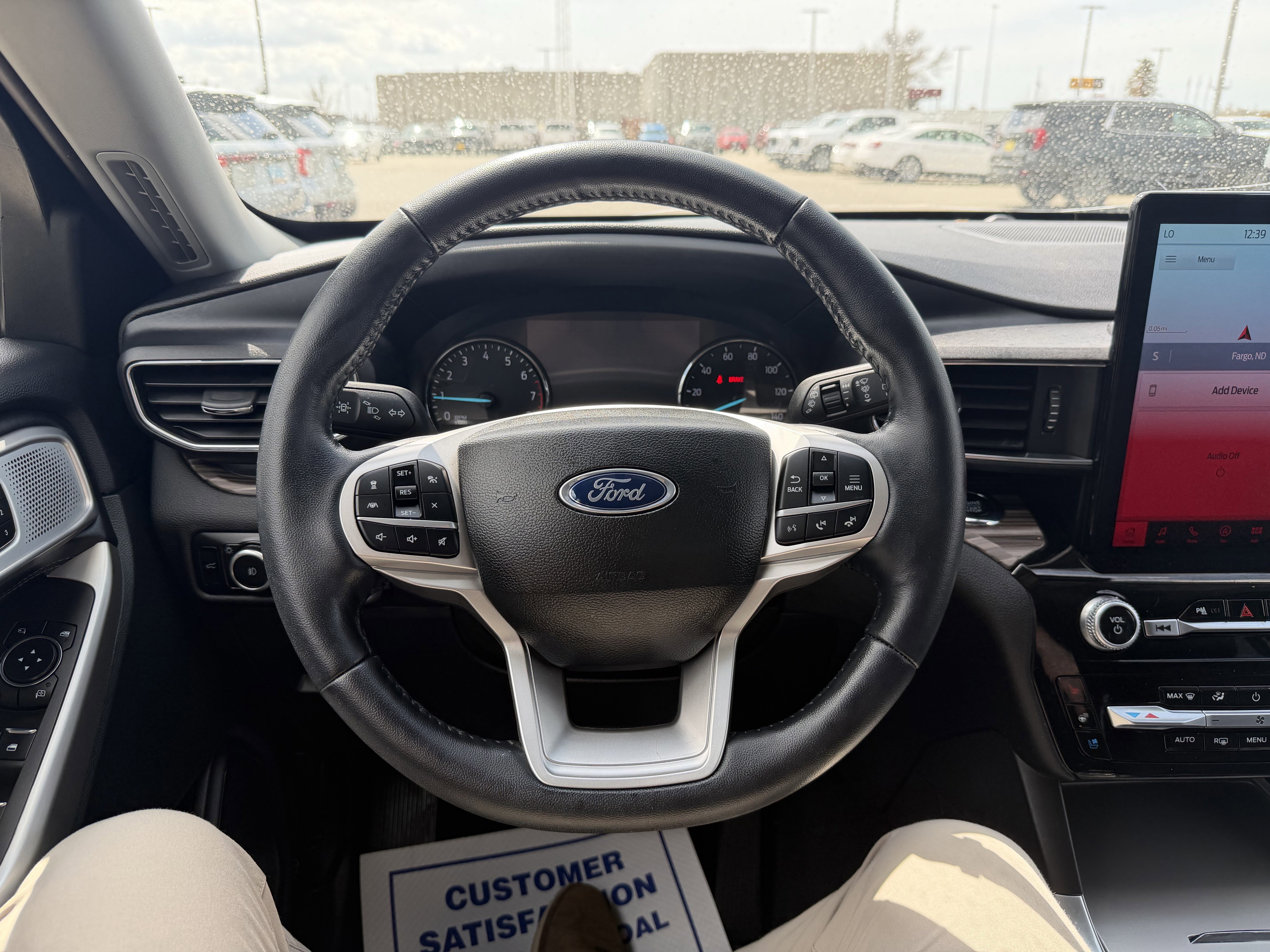 Certified 2023 Ford Explorer Limited w/ Limited Technology Package AWD/4WD image 9