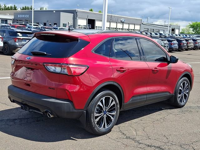 Certified 2022 Ford Escape SEL w/ SEL Stealth AWD Package image 6