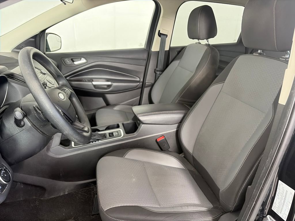 Certified 2017 Ford Escape SE FWD image 11