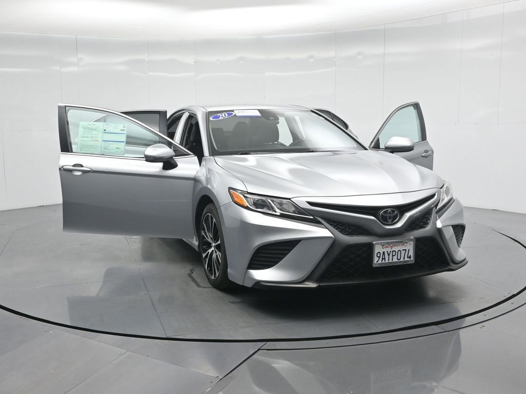 Used 2020 Toyota Camry SE image 48