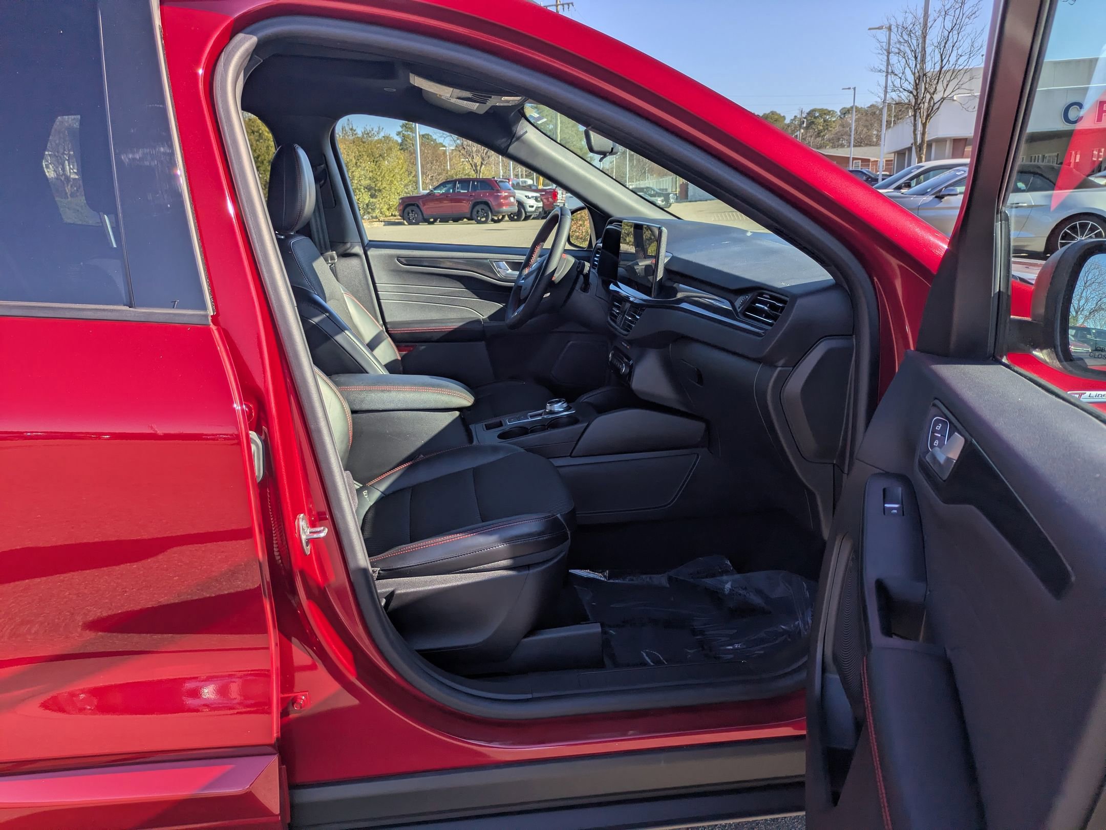 Certified 2023 Ford Escape ST-Line image 34