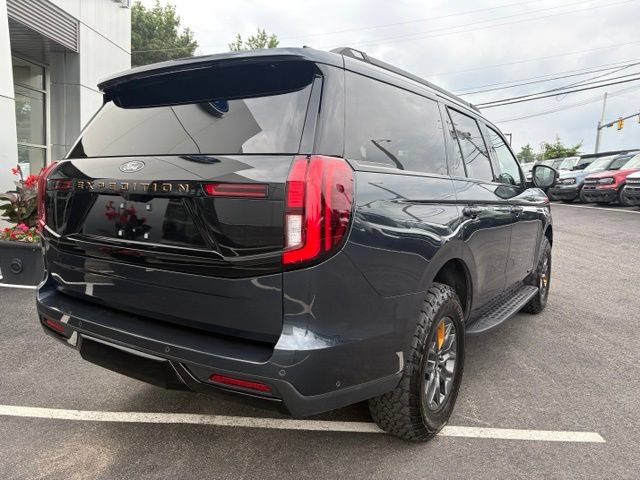 Certified 2025 Ford Expedition Tremor AWD/4WD image 3