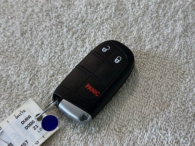 Used 2021 Dodge Durango SXT image 28