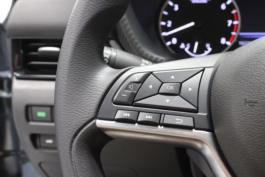 Used 2025 Nissan Sentra SV w/ Trunk Package FWD image 26