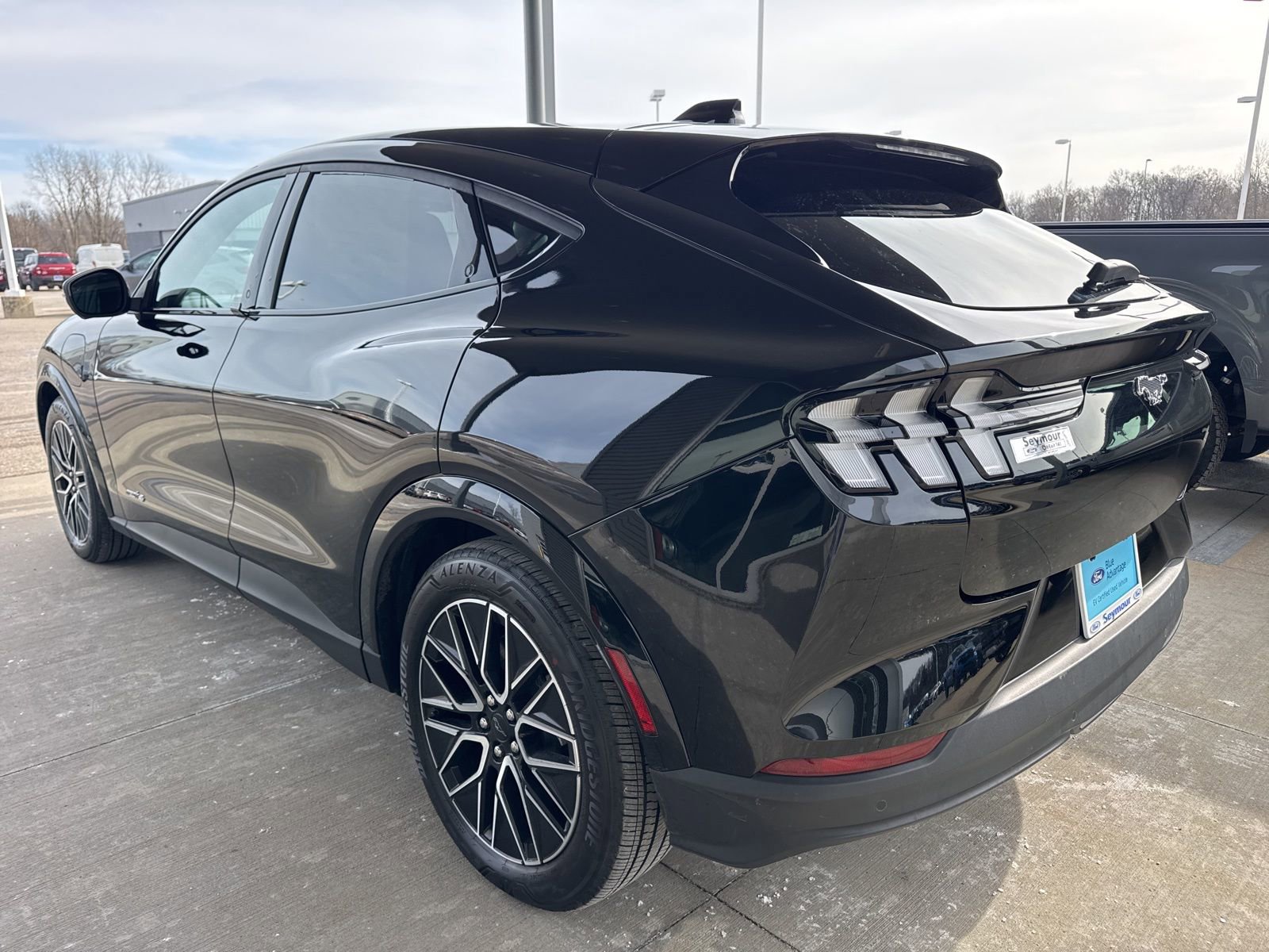 Certified 2025 Ford Mustang Mach-E Premium image 6