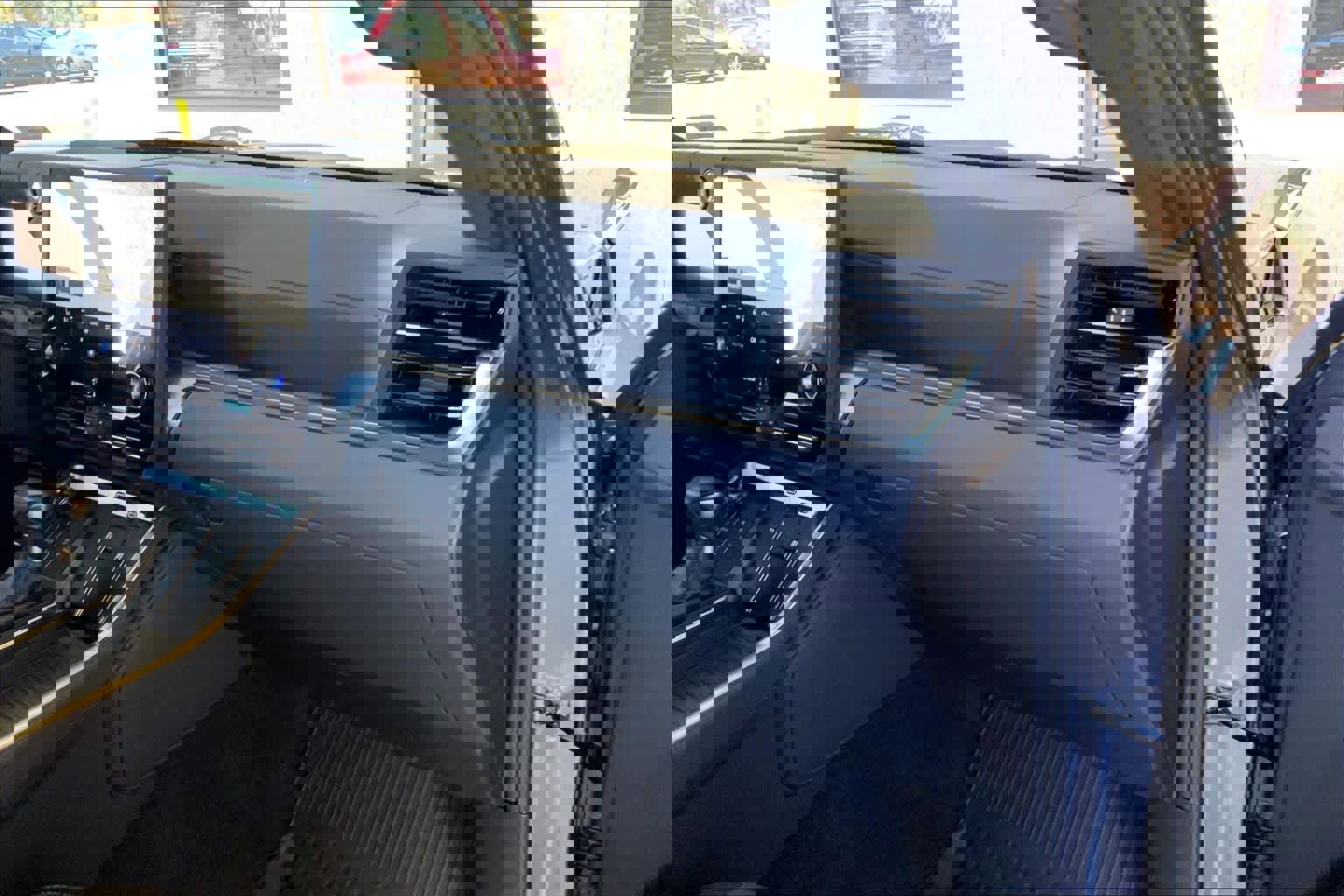 Used 2024 Lexus GX 550 image 19