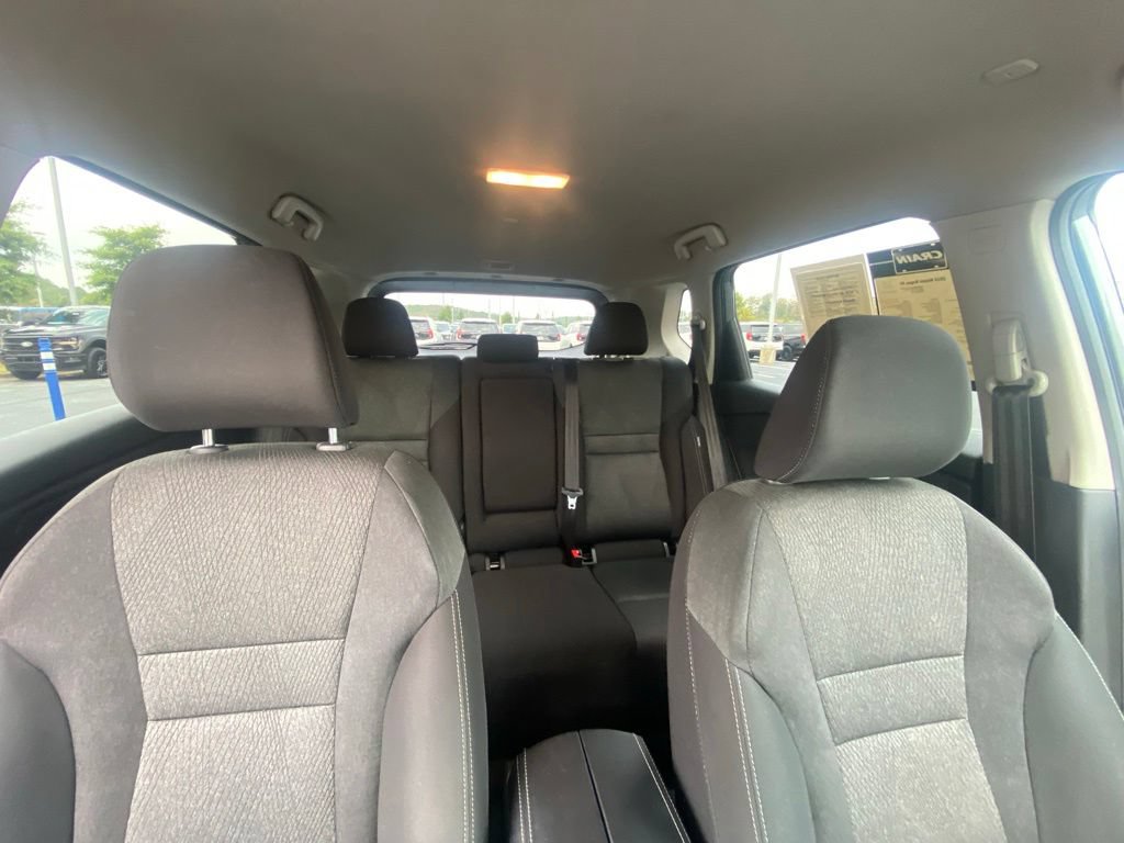 Used 2024 Nissan Rogue SV FWD image 28