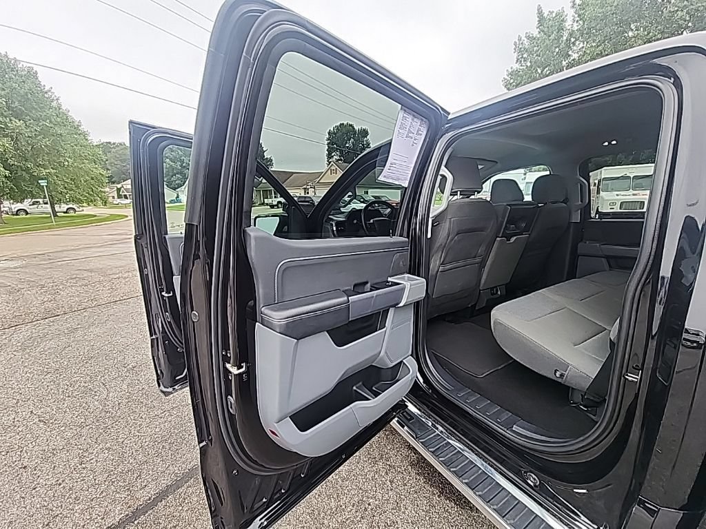 Certified 2025 Ford F150 XLT w/ Equipment Group 301A Standard AWD/4WD image 18