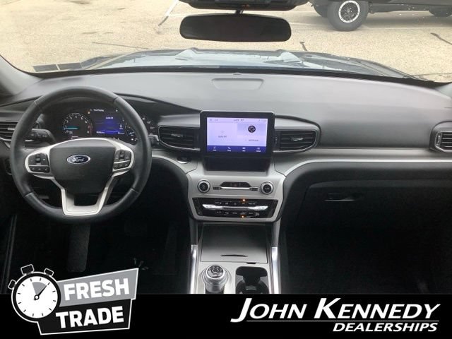 Certified 2023 Ford Explorer XLT w/ Equipment Group 202A AWD/4WD image 18