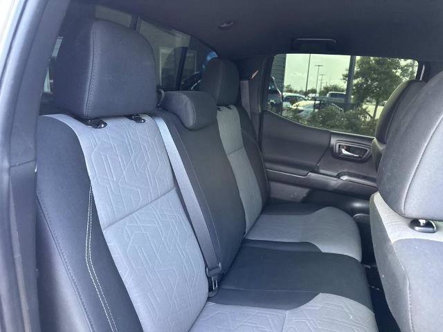 Used 2022 Toyota Tacoma TRD Off-Road w/ Technology Package image 12