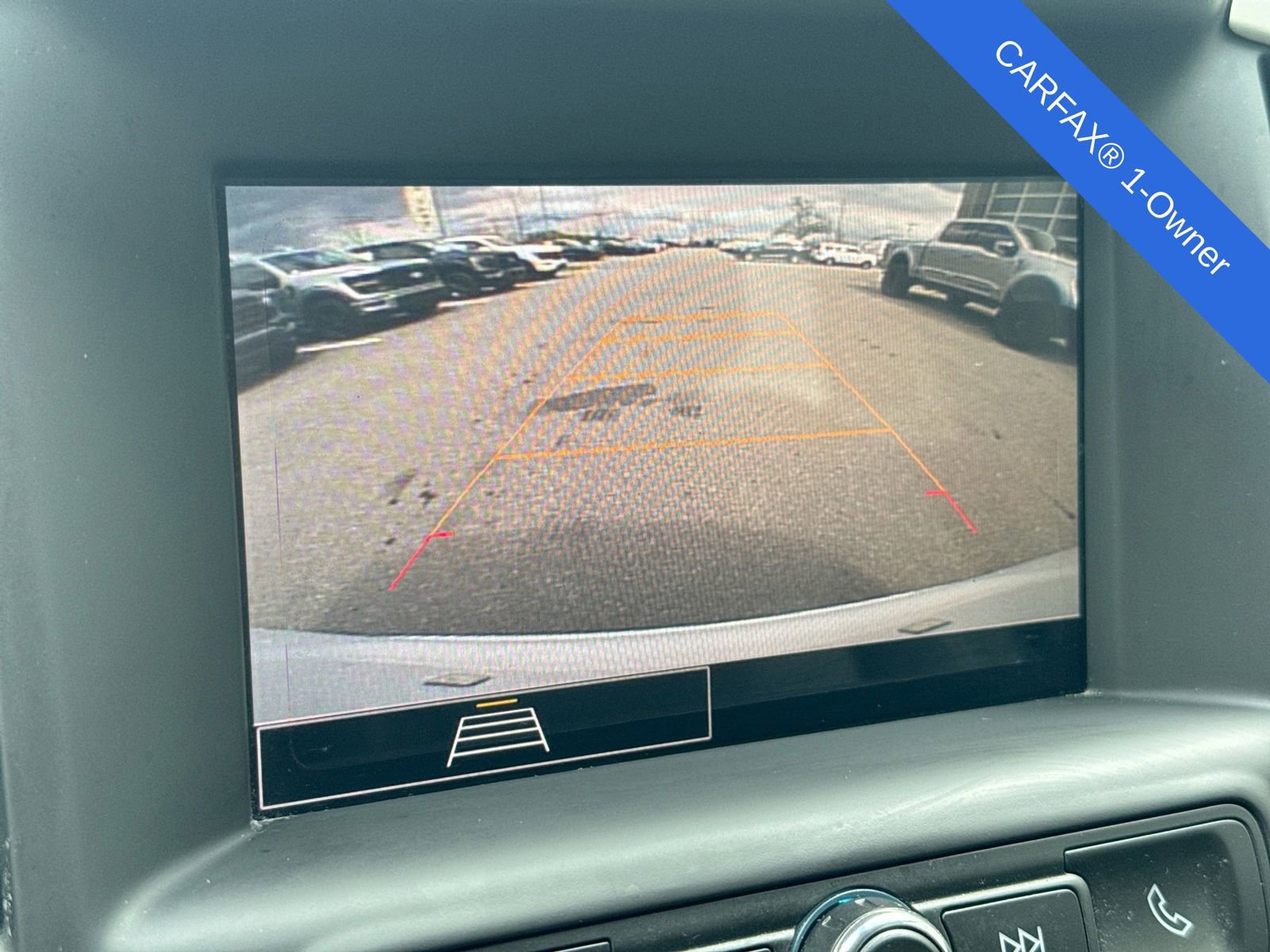 Used 2023 GMC Terrain SLE w/ Driver Convenience Package FWD image 32