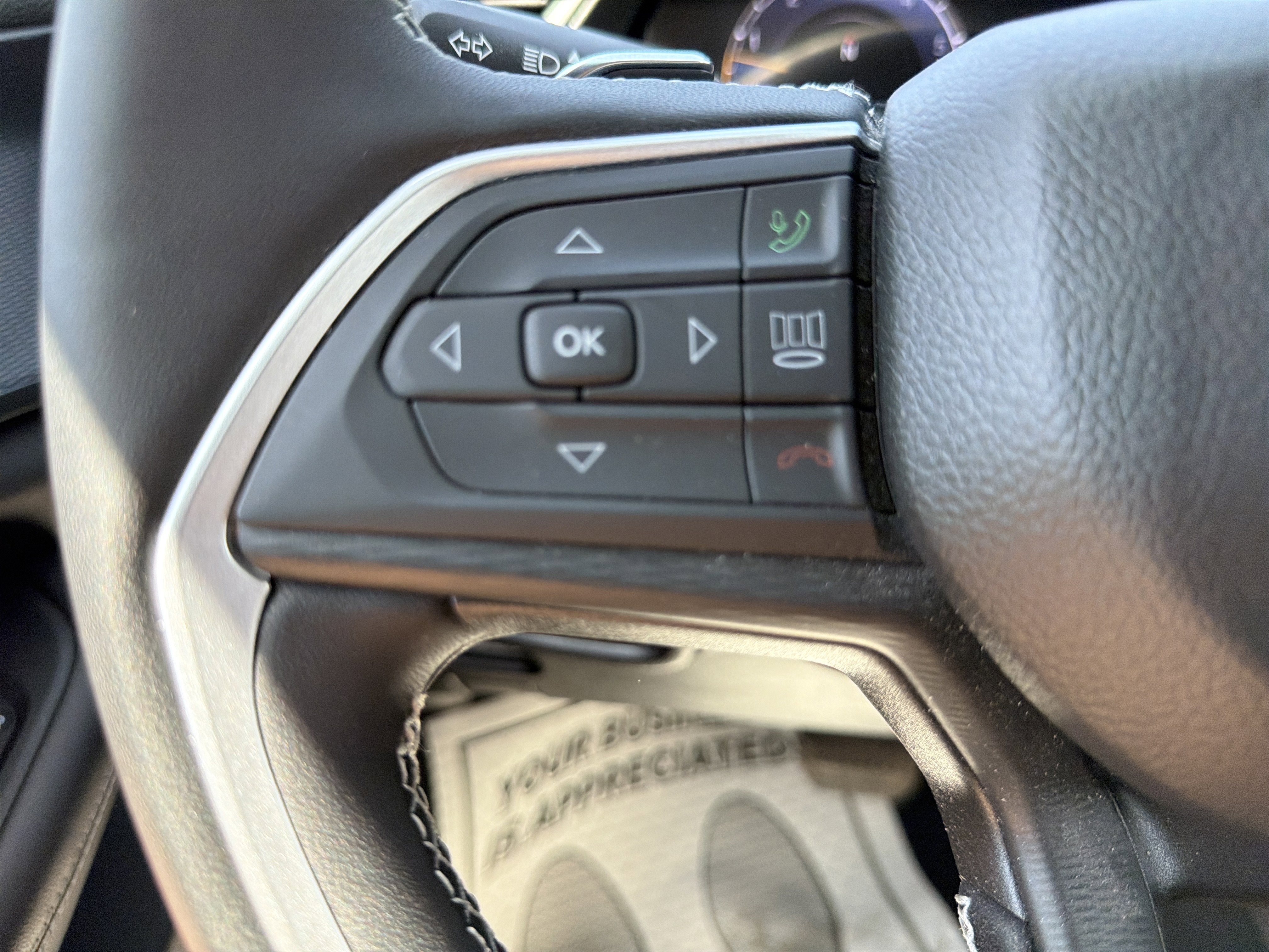 Used 2023 Jeep Grand Cherokee L Laredo w/ Luxury Tech Group I AWD/4WD image 19
