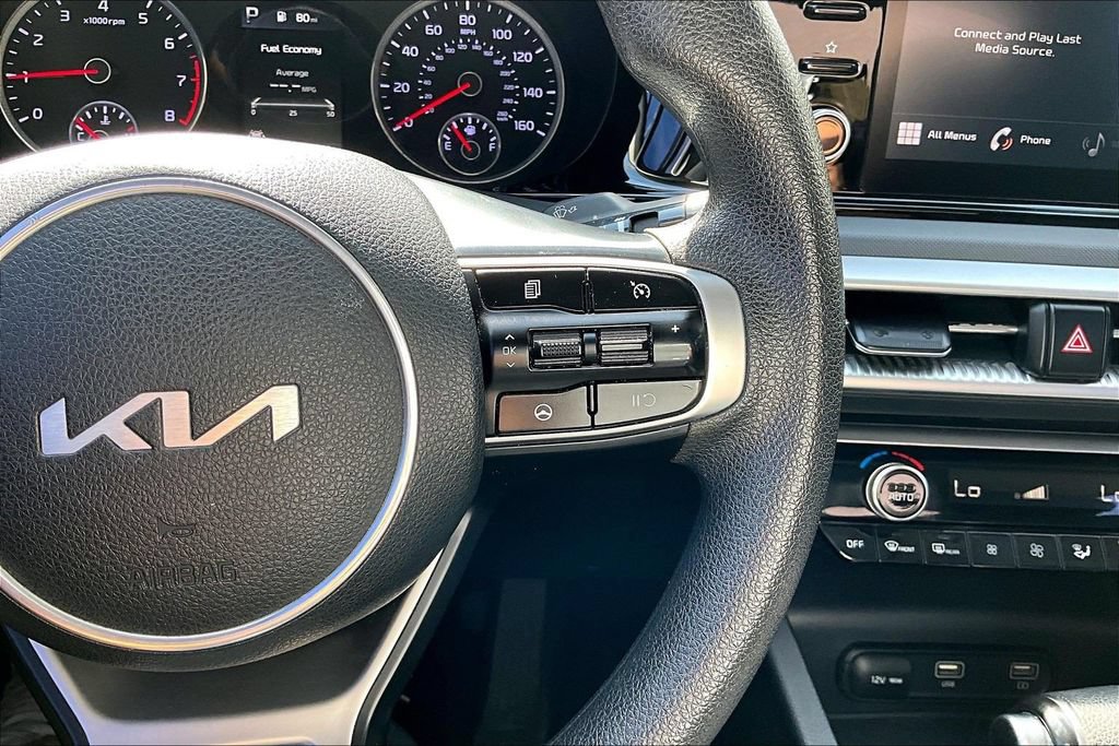 Used 2022 Kia K5 LXS FWD image 18