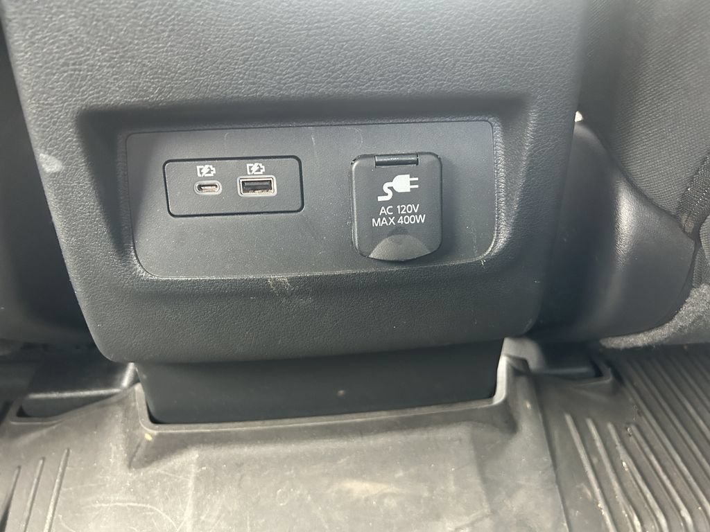 Used 2023 Nissan Frontier PRO-4X w/ Pro Convenience Package AWD/4WD image 30