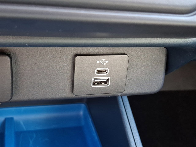 Certified 2025 Ford Maverick XLT w/ Equipment Group 301A image 25