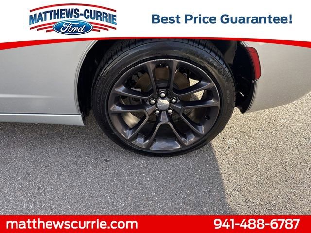 Used 2020 Dodge Charger SXT image 14