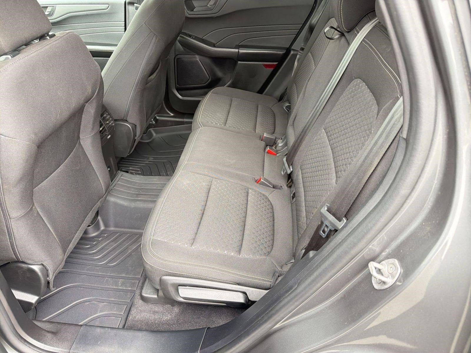 Certified 2023 Ford Escape Active AWD/4WD image 15