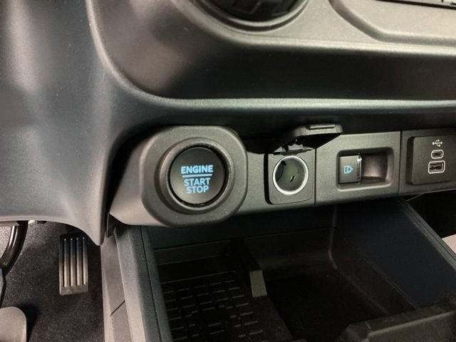 Certified 2025 Ford Maverick Lobo AWD/4WD image 26