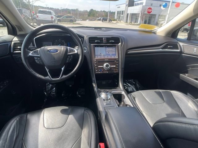 Certified 2019 Ford Fusion Energi Titanium FWD image 18