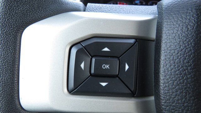 Certified 2020 Ford F250 Lariat w/ Lariat Value Package image 24