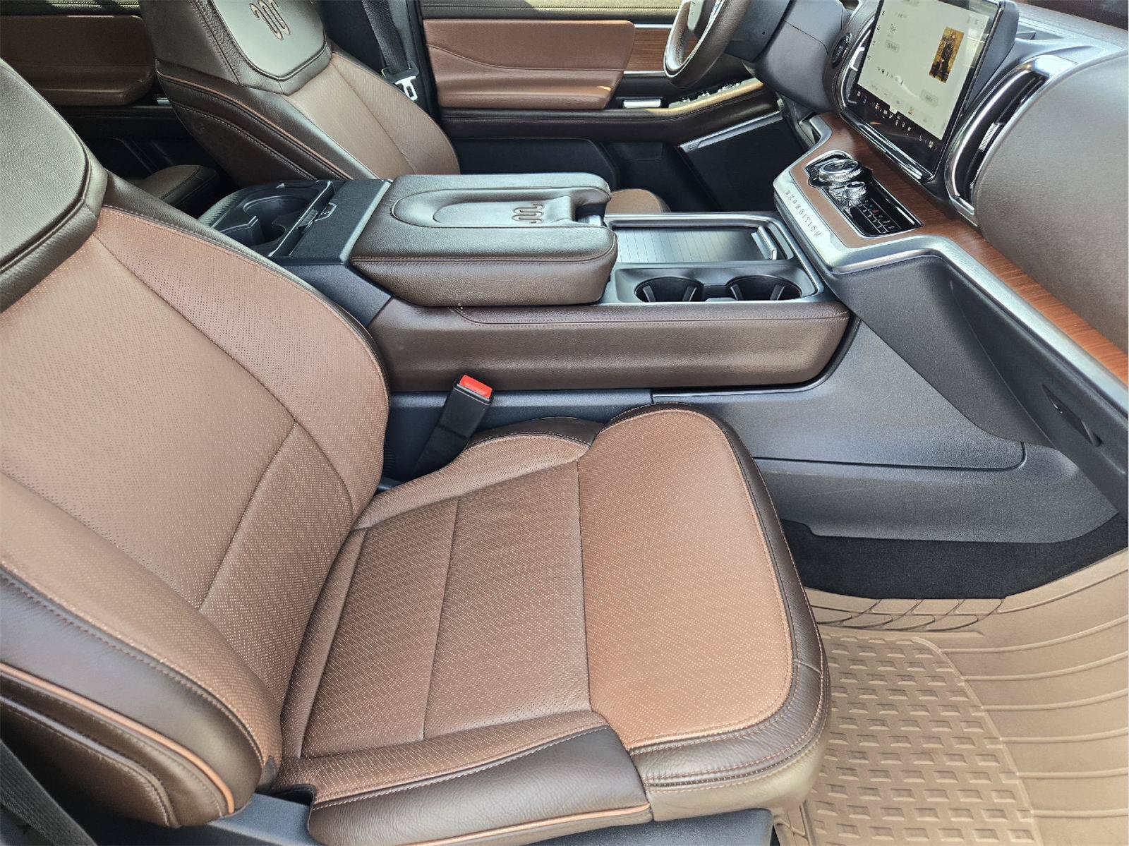 Certified 2025 Ford Expedition King Ranch AWD/4WD image 13
