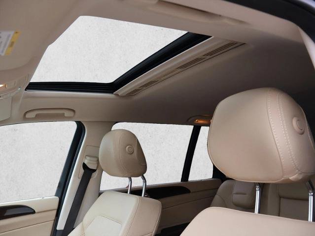 Used 2018 Mercedes-Benz GLS 450 4MATIC image 19