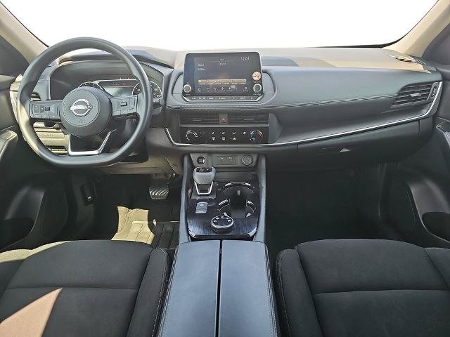 Used 2024 Nissan Rogue S AWD/4WD image 9