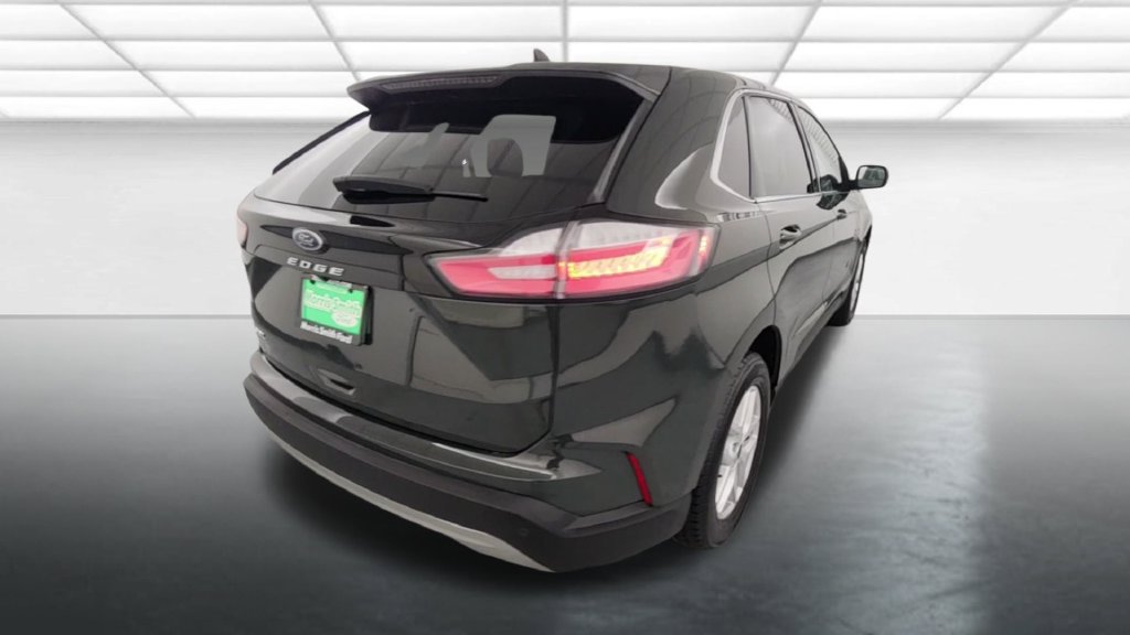 Certified 2024 Ford Edge SEL AWD/4WD image 8