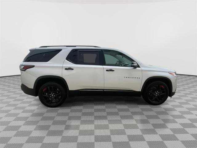 Used 2021 Chevrolet Traverse Premier w/ Redline Edition AWD/4WD image 4