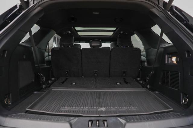 Certified 2022 Ford Explorer ST-Line w/ Class IV Trailer Tow Package image 19