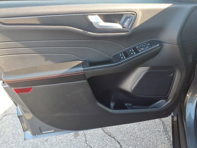 Certified 2023 Ford Escape ST-Line w/ Tech Pack #1 image 15