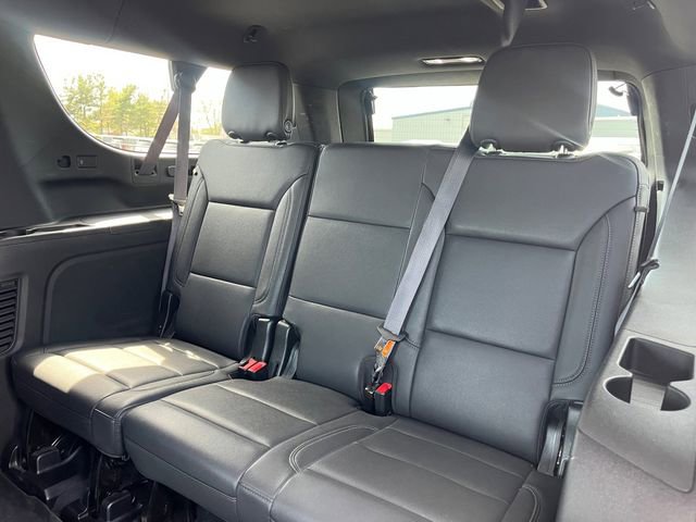 Used 2024 Chevrolet Suburban LT AWD/4WD image 24